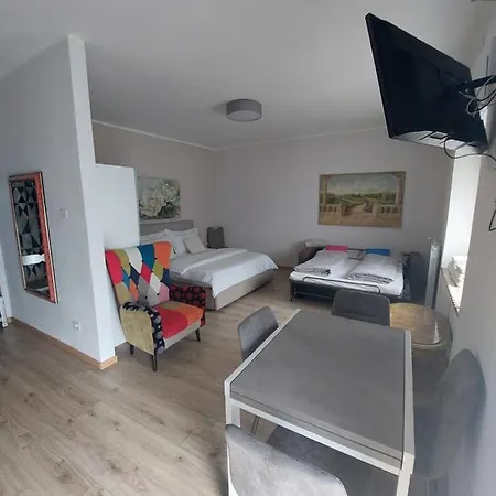 Riverview67 Διαμέρισμα Salionze